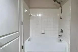 4142 Central Sarasota Pkwy, Sarasota, FL 34238 - Photo 13