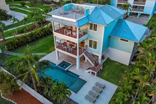 3702 5th Ave, Holmes Beach, FL 34217 - Photo 47