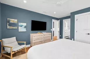 3702 5th Ave, Holmes Beach, FL 34217 - Photo 27