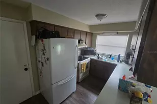 3509 Lisa Ln, Lakeland, FL 33801 - Photo 3