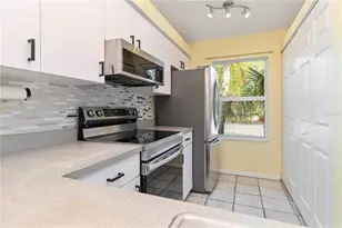 642 N Jefferson Ave, Sarasota, FL 34237 - Photo 15