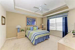 8422 Wethersfield Run, Lakewood Ranch, FL 34202 - Photo 5