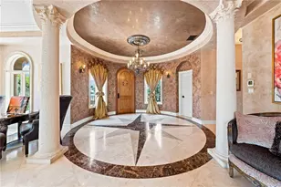 290 N Washington Dr, Sarasota, FL 34236 - Photo 9