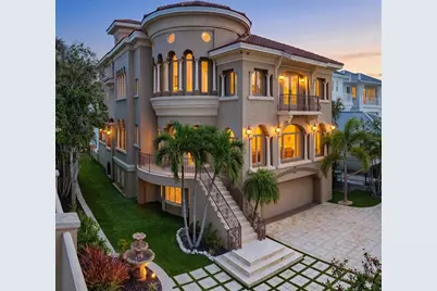 290 N Washington Drive, Sarasota, FL 34236 - Photo 1