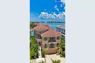 290 N Washington Drive, Sarasota, FL 34236 - Photo 7