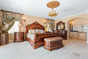 290 N Washington Dr, Sarasota, FL 34236 - Photo 41