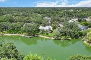 4443 Robin Hood Trail W, Sarasota, FL 34232 - Photo 5