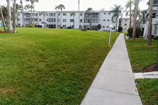 2083 Canal Dr, Bradenton, FL 34207 - Photo 13