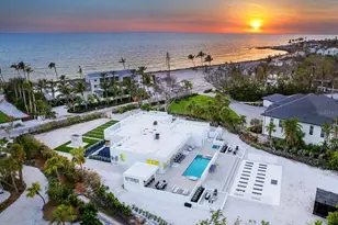 7647 Sanderling Rd, Sarasota, FL 34242 - Photo 1