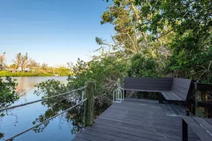 7647 Sanderling Rd, Sarasota, FL 34242 - Photo 61