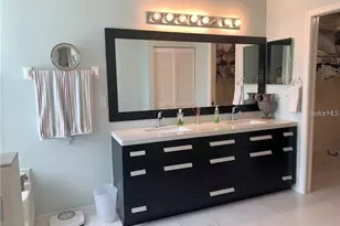 4810 Raintree St Cir E, Bradenton, FL 34203 - Photo 11