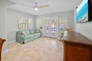 704 Gladiolus St, Anna Maria, FL 34216 - Photo 43