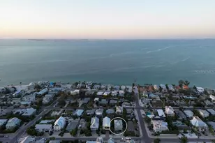 704 Gladiolus St, Anna Maria, FL 34216 - Photo 3