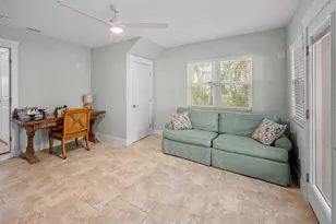 704 Gladiolus St, Anna Maria, FL 34216 - Photo 45