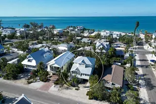 704 Gladiolus St, Anna Maria, FL 34216 - Photo 33
