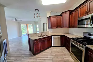 834 Springwood Cir, Bradenton, FL 34212 - Photo 7