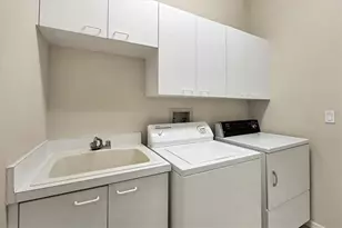 6222 Country Club Way, Sarasota, FL 34243 - Photo 25