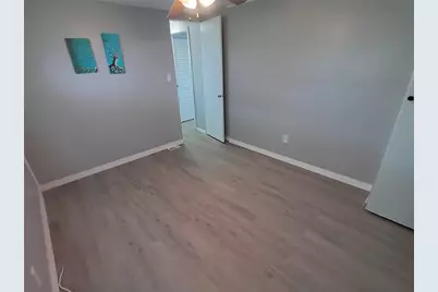 5118 Oakland Hills Avenue, Sarasota, FL 34234 - Photo 15