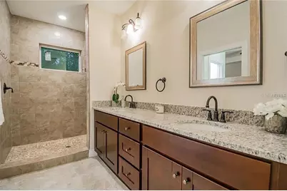 1420 E Frierson Avenue, Tampa, FL 33603 - Photo 9