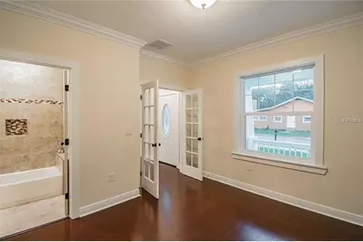 1420 E Frierson Avenue, Tampa, FL 33603 - Photo 11