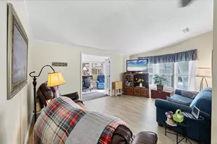 5707 45th St E, Bradenton, FL 34203 - Photo 5