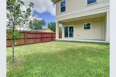 4209 W Woodlawn Avenue, Tampa, FL 33614 - Photo 9