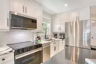 2908 Gulf Dr, Holmes Beach, FL 34217 - Photo 13