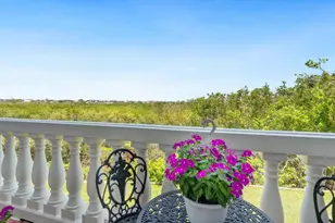 5420 Eagles Point Cir, Sarasota, FL 34231 - Photo 13