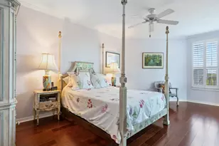 5420 Eagles Point Cir, Sarasota, FL 34231 - Photo 23