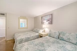 19 Whispering Sands Dr, Sarasota, FL 34242 - Photo 27