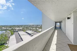 19 Whispering Sands Dr, Sarasota, FL 34242 - Photo 3