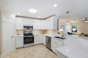 237 85th St, Holmes Beach, FL 34217 - Photo 11