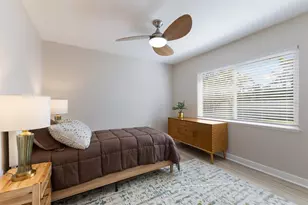 237 85th St, Holmes Beach, FL 34217 - Photo 27