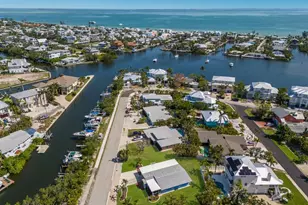 237 85th St, Holmes Beach, FL 34217 - Photo 37