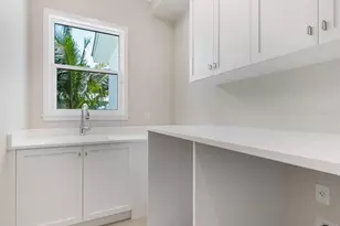 1801 Field Rd, Sarasota, FL 34231 - Photo 35