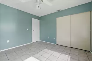 2704 Hidden Lake Blvd, Sarasota, FL 34237 - Photo 15