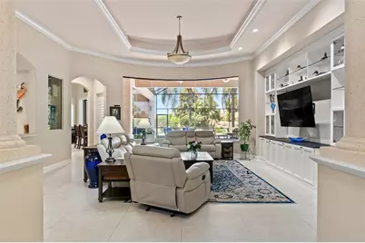 6808 Belmont Court, Lakewood Ranch, FL 34202 - Photo 9