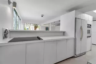 1677 Hyde Park St, Sarasota, FL 34239 - Photo 15