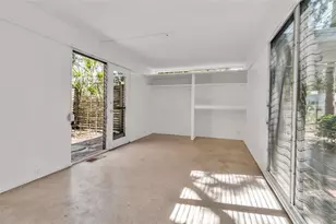 1677 Hyde Park St, Sarasota, FL 34239 - Photo 23