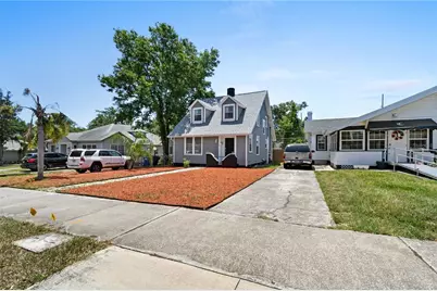 766 13th Avenue S, Saint Petersburg, FL 33701 - Photo 1