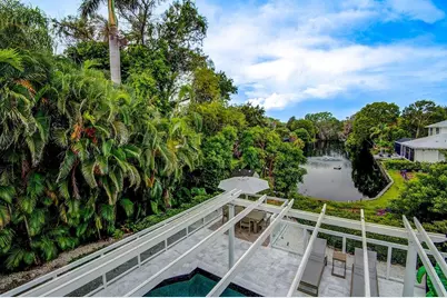 1720 Spring Creek Drive, Sarasota, FL 34239 - Photo 43