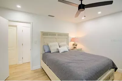 1720 Spring Creek Drive, Sarasota, FL 34239 - Photo 29