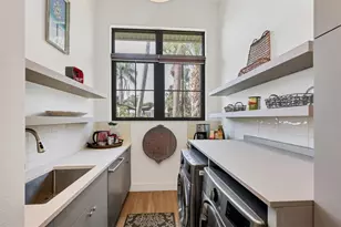 4425 Lords Dr, Sarasota, FL 34231 - Photo 31