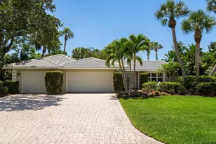 7614 Peninsular Dr, Sarasota, FL 34231 - Photo 7