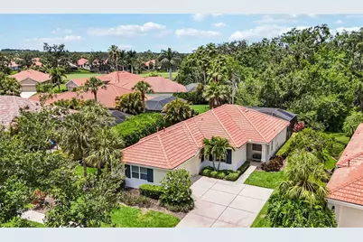 706 Misty Pond Court, Bradenton, FL 34212 - Photo 3