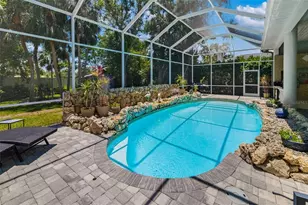 3988 Berlin Dr, Sarasota, FL 34233 - Photo 41