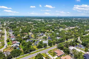 3988 Berlin Dr, Sarasota, FL 34233 - Photo 59