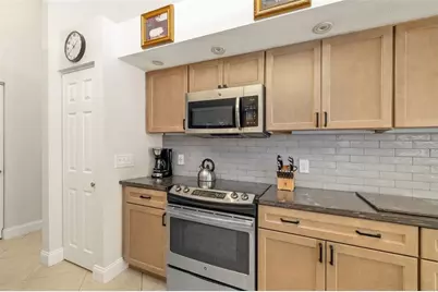 3988 Berlin Drive, Sarasota, FL 34233 - Photo 13