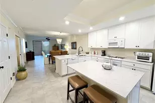 5721 Palmer Cir, Bradenton, FL 34211 - Photo 5