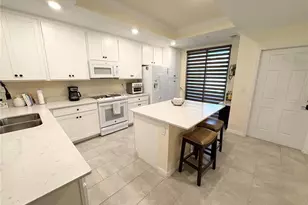 5721 Palmer Cir, Bradenton, FL 34211 - Photo 7